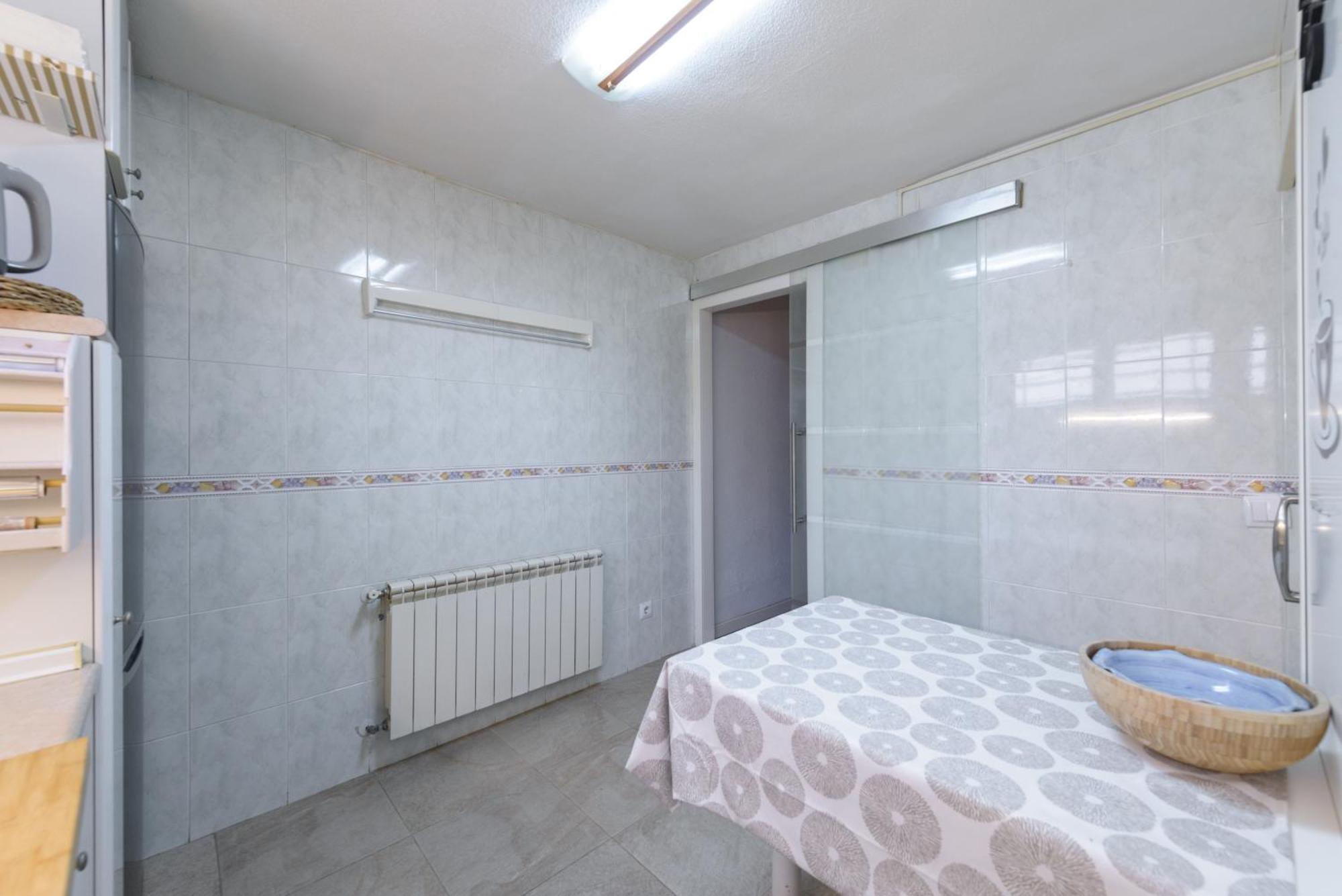 Sabadell Calle, Casa Familiar De 3 Dormitorios Con Terraza Junto Metro Fuencarral Мадрид Экстерьер фото