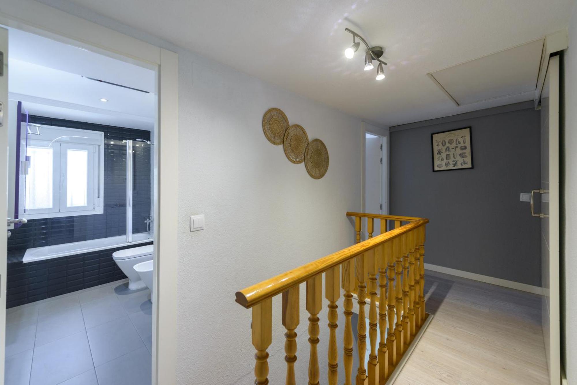Sabadell Calle, Casa Familiar De 3 Dormitorios Con Terraza Junto Metro Fuencarral Мадрид Экстерьер фото